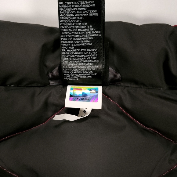 The North Face Girls Aconcagua Down Jacket Size Medium (10/12) Fusion Pink GUC! - Picture 11 of 12
